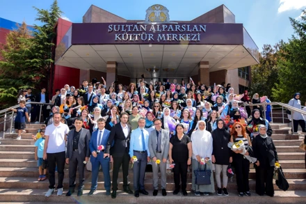 Türk Dili ve Edebiyatı Bölümü 2023 – 2024 Eğitim Öğretim Yılı Mezuniyet Töreni